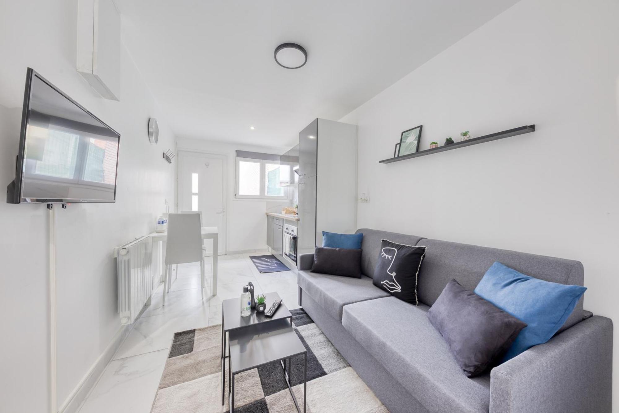 Appartement - 4 Personnes - Parking Prive - Metro 7 - Rer B La Courneuve Eksteriør billede