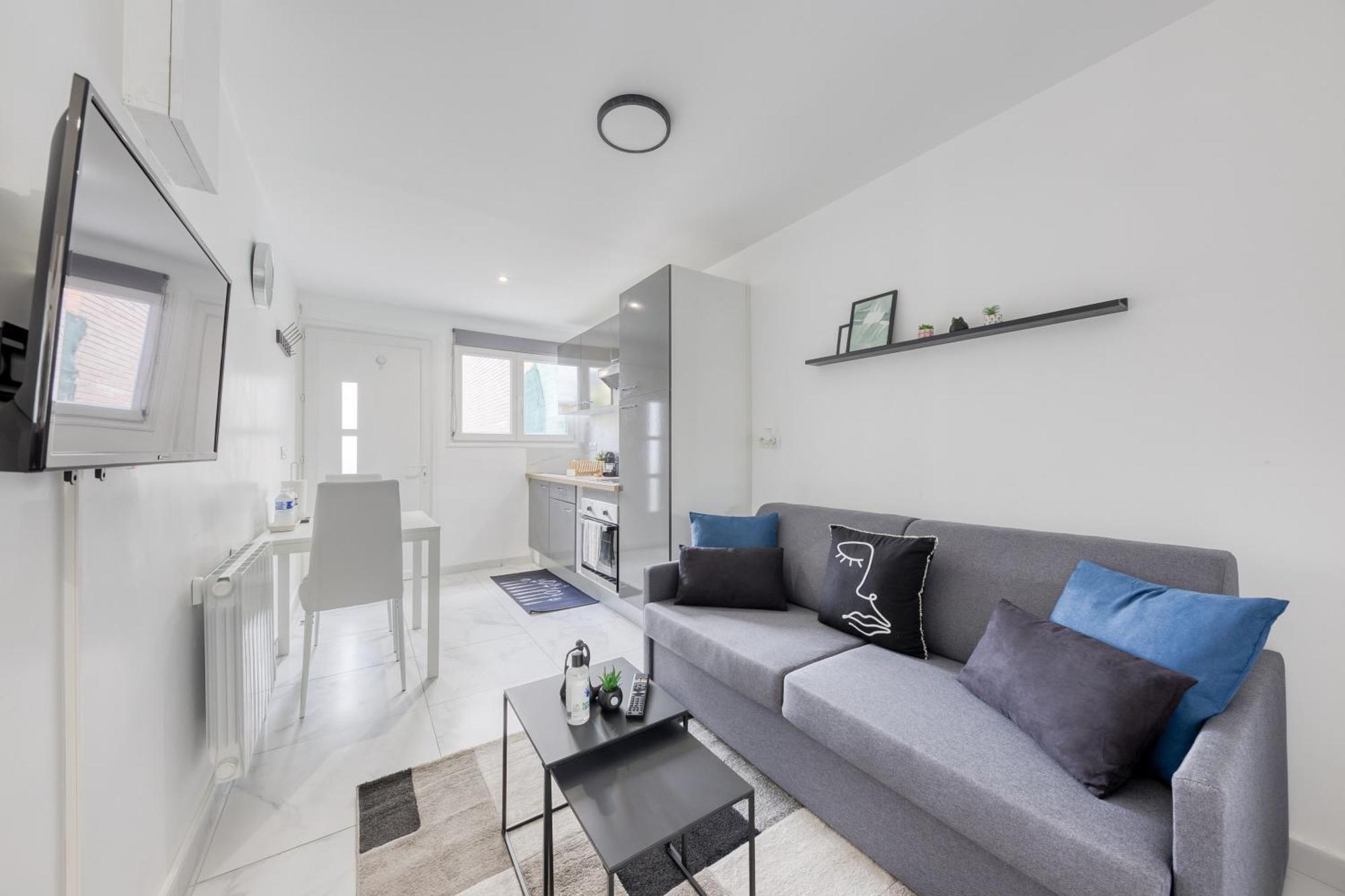 Appartement - 4 Personnes - Parking Prive - Metro 7 - Rer B La Courneuve Eksteriør billede