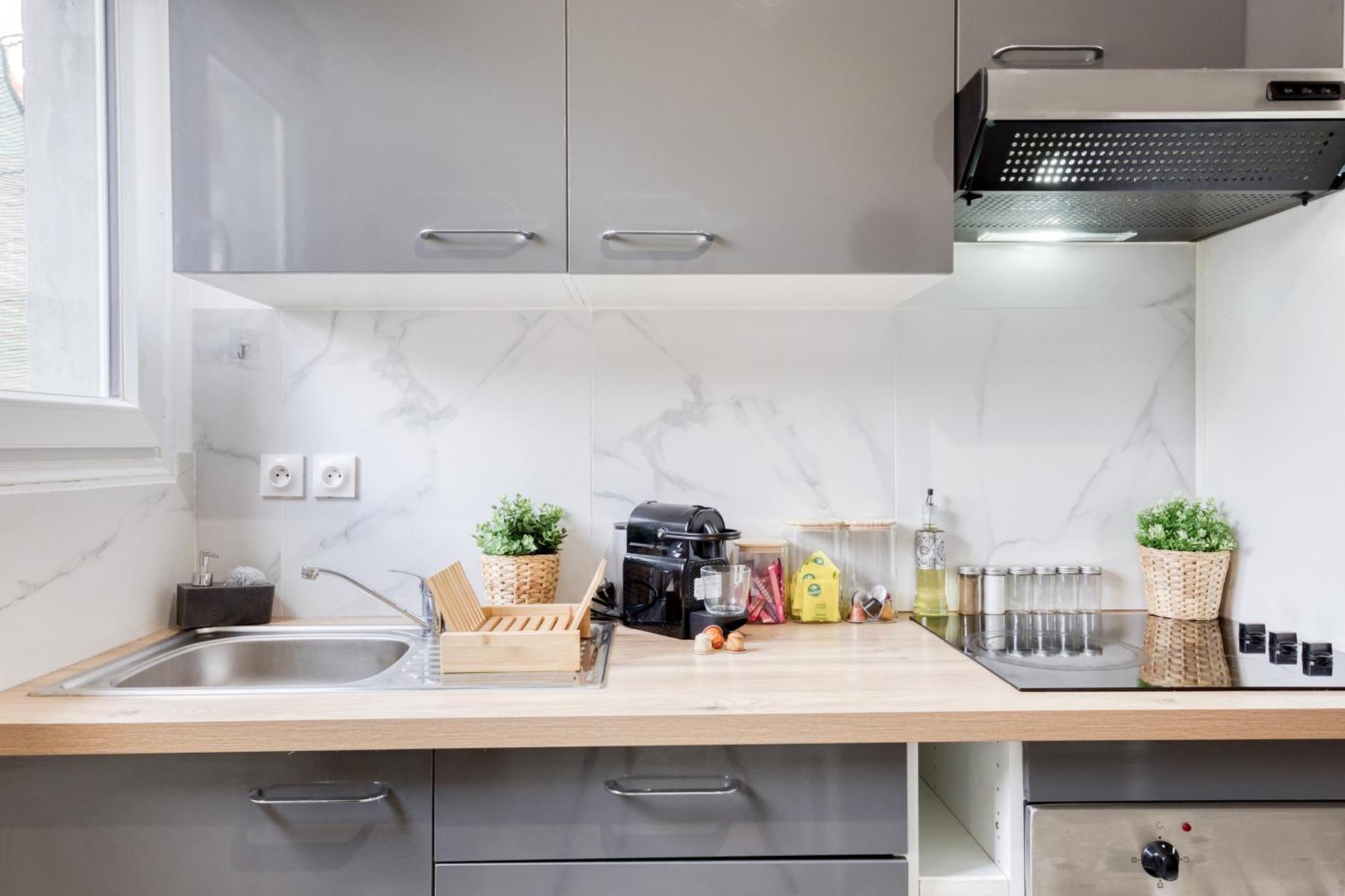Appartement - 4 Personnes - Parking Prive - Metro 7 - Rer B La Courneuve Eksteriør billede